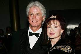 Who is Naomi Judd’s Husband Larry Strickland? Age, Songs, Elvis, Wikipedia
