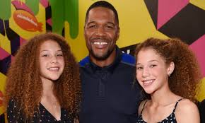 Is Michael Strahan Leaving GMA?, Height, Girlfriend, Daughters